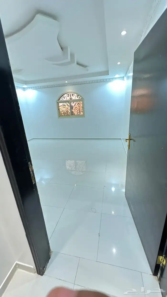 للايجار فله حي عكاظ 1