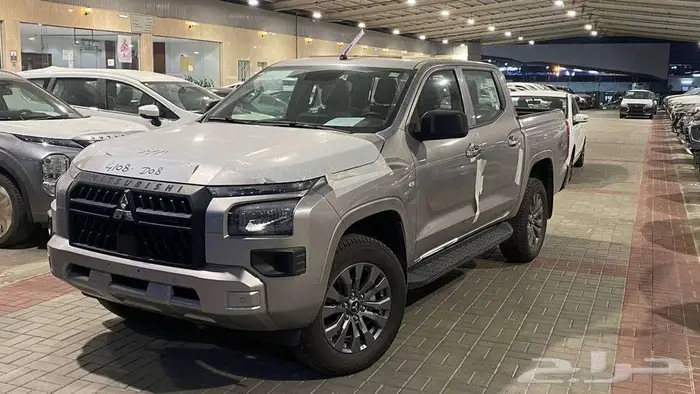 ميتسوبيشي L200 دبل ديزل اتوماتيك سعودي 2024 3
