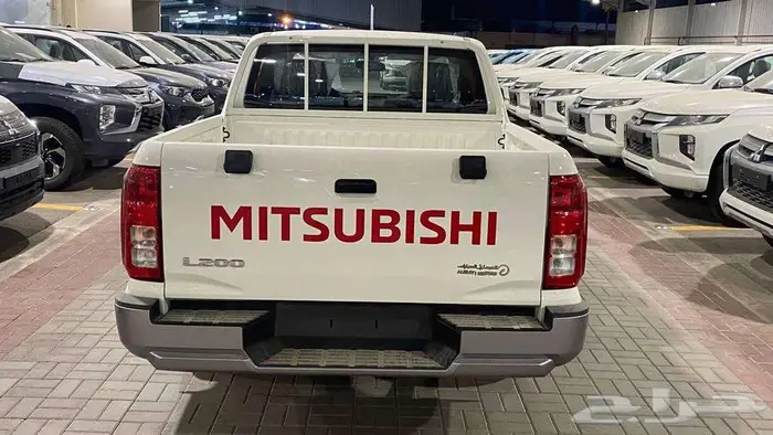 ميتسوبيشي L200 غمارتين بدون دبل ديزل جير عادي سعودي 2024 10