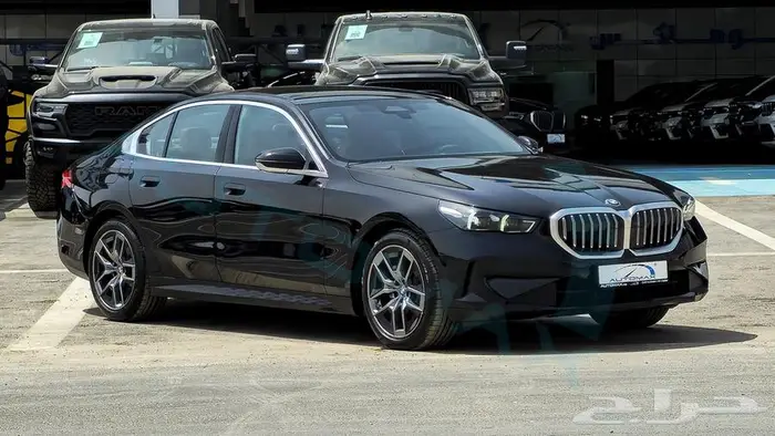 بي ام دبليو 520i 2025 خليجي اصفار مع ضمان الوكيل 3