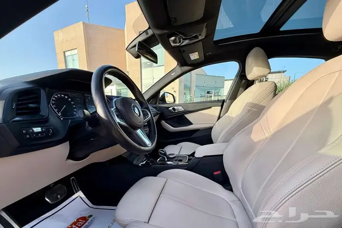 BMW 218 M KIT 2020 ابيض خليجي 8