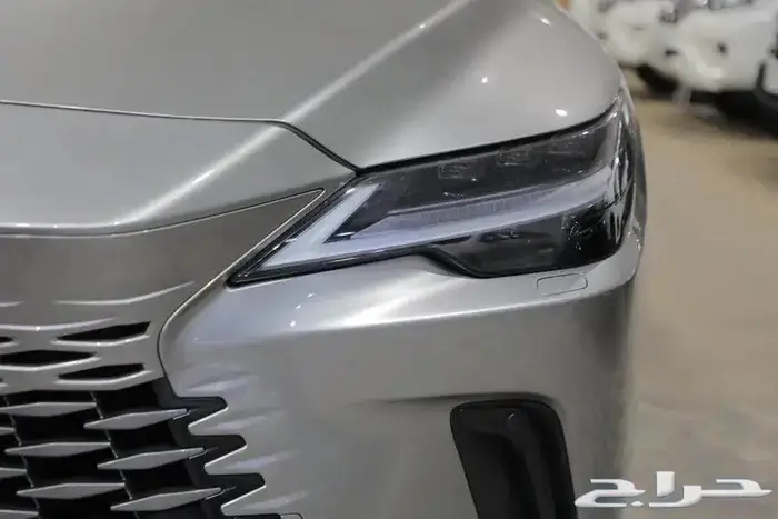 ليكزس RX 350 BB فل كامل بانوراما جلد بنزين موديل 2025 7