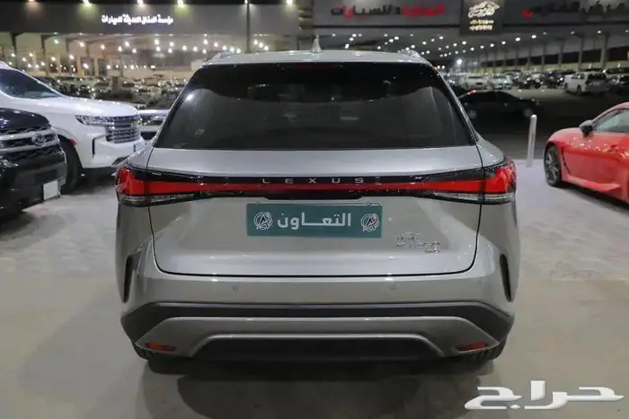 ليكزس RX 350 BB فل كامل بانوراما جلد بنزين موديل 2025 5