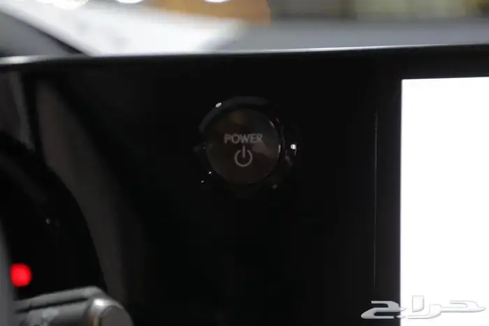 ليكزس NX 350h فتحة سقف جلد هايبرد خليجي موديل 2025 16