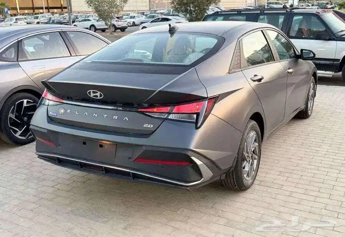 هيونداي النترا 2.0 سمارت 2025 سعودي أصفار 5