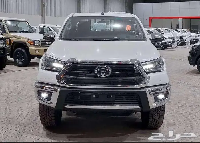هايلوكس غمارتين S-GLX 4 4 اوتوماتيك بنزين 2025 2