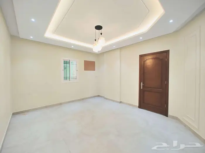 شقة للإيجار 187 متر 5 غرف جديدة مدخلين7200627403 7