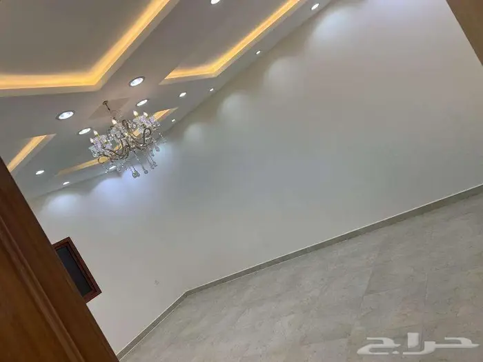 فيلا فاخرة للبيع بمدينة سلطان 20