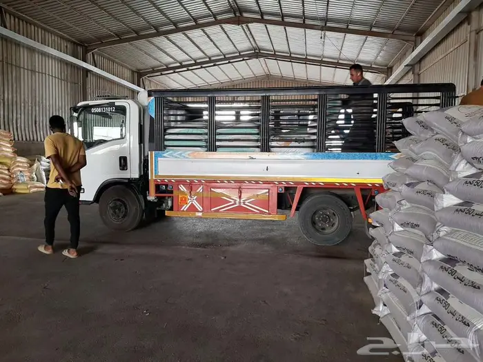 نقل العفش والمعدات داخل وخارح الرياض 1