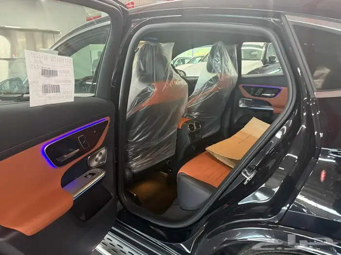مرسيدس GLC 300كوب 2025 اصفار. وارد كوريا 4