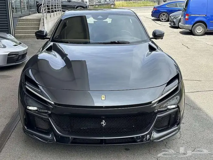 فيراري بورسانجي Ferrari Purosangue 4