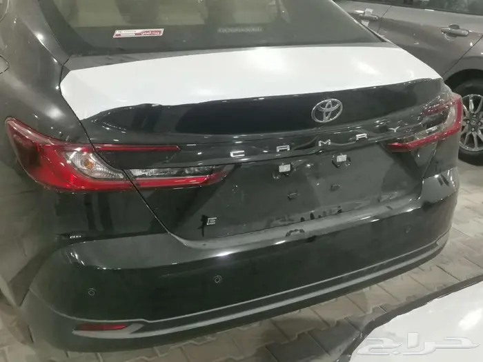 كامري E بنزين اسود 2025 سعودي بطاقة جمركية 5