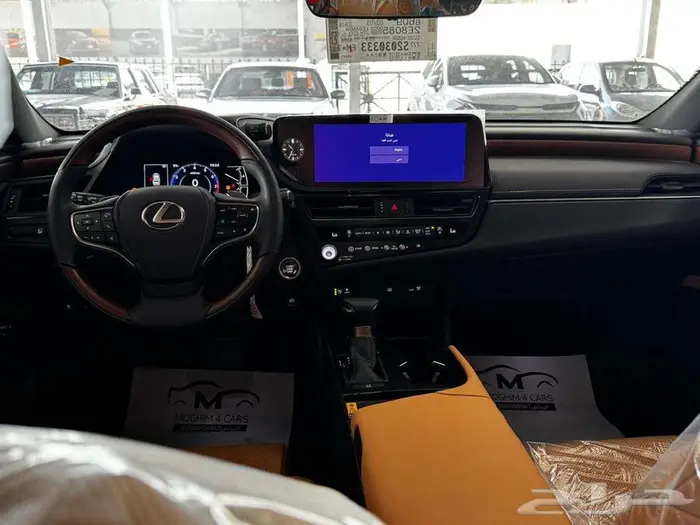 لكزس ES350 موديل 2025 فئة CC خليجي رادار وتحديد مسار 13