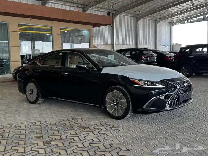 لكزس ES350 موديل 2025 فئة CC خليجي رادار وتحديد مسار 2