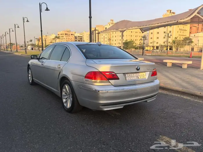 BMW LI730 2007 نظيفة للبيع 4