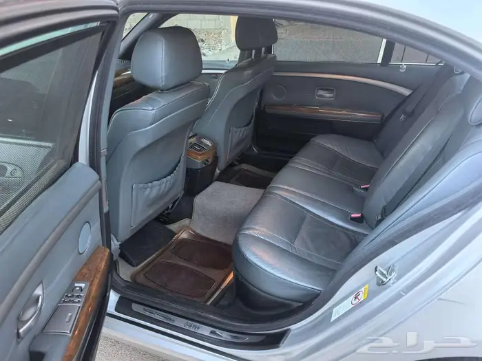 BMW LI730 2007 نظيفة للبيع 17