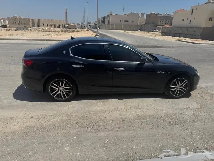 مازراتي جيبلي 8
