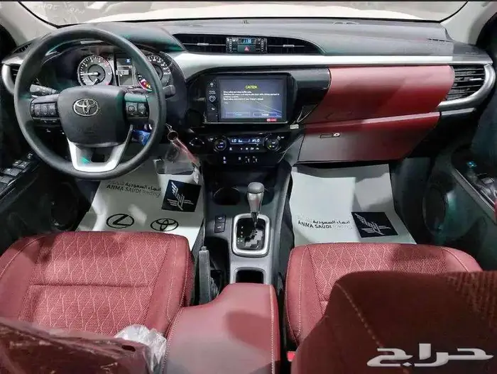 هايلوكس غمارتين S-GLX 4 4 اوتوماتيك بنزين 2025 5