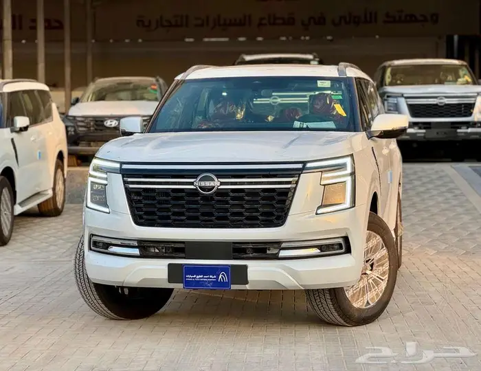 باترول 2025 بلاتينيوم 3.8 CC بدون تيربومع ضمان 10 سنوات 0