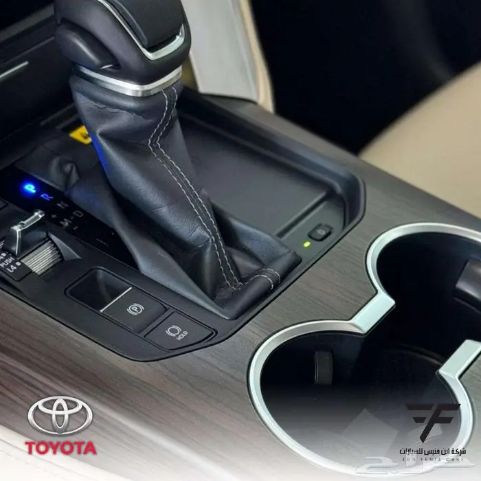 تويوتا GXR-S فل كامل 2025-328.500 خليجي - أسود 4
