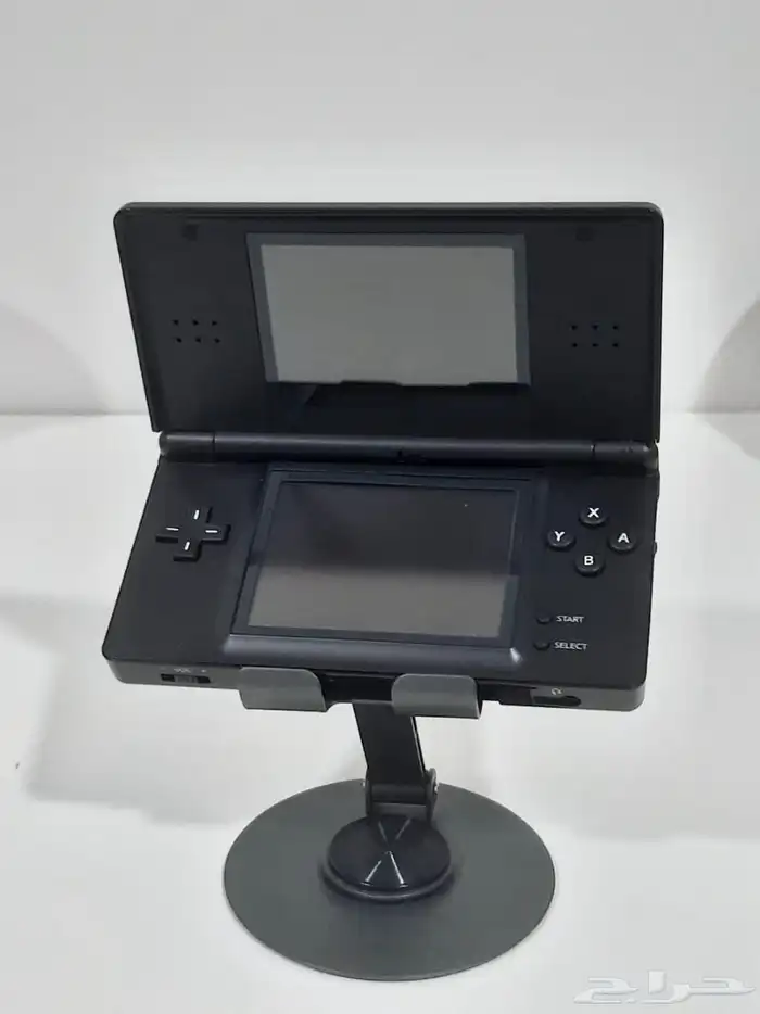 بلايستيشن psp . قيم بوي . DS نيتندو 4