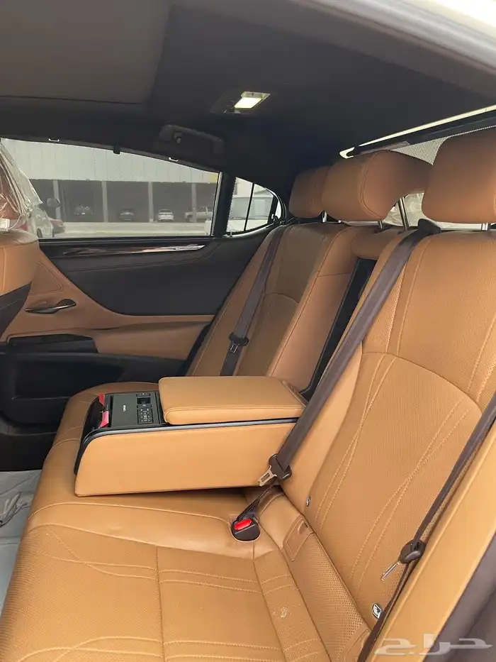 لكزس ES350. 2019 13