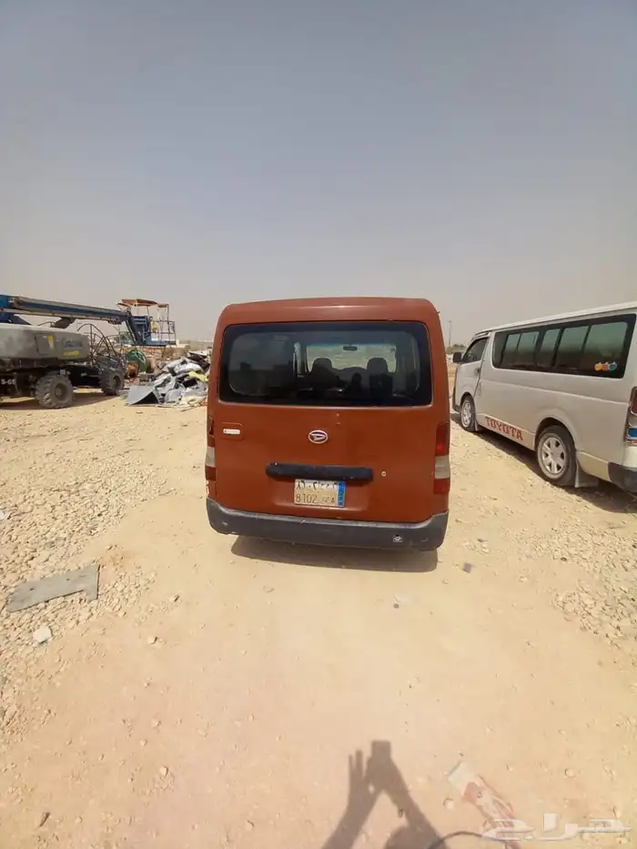 ديهاتسو فان 2012 7
