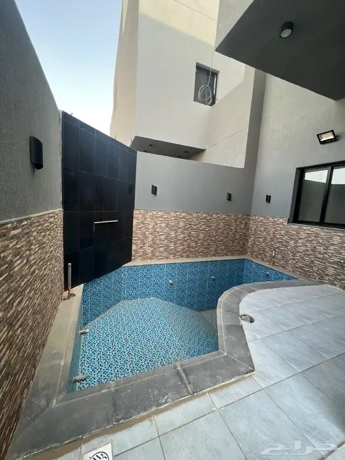 فيلا اجار 5 غرف الزمرد 2