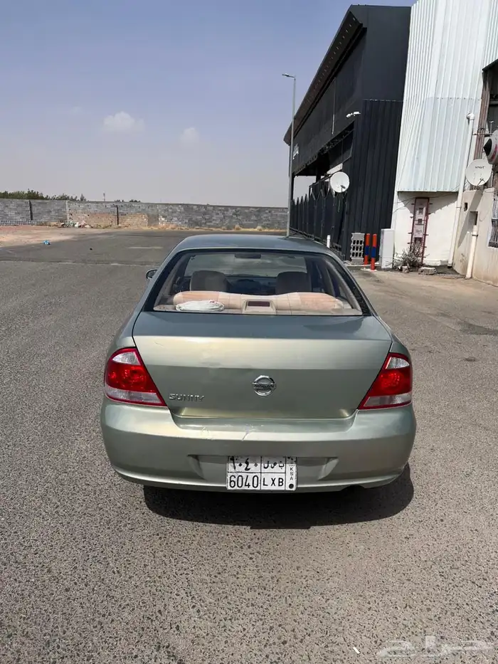 نيسان صني 2011 2