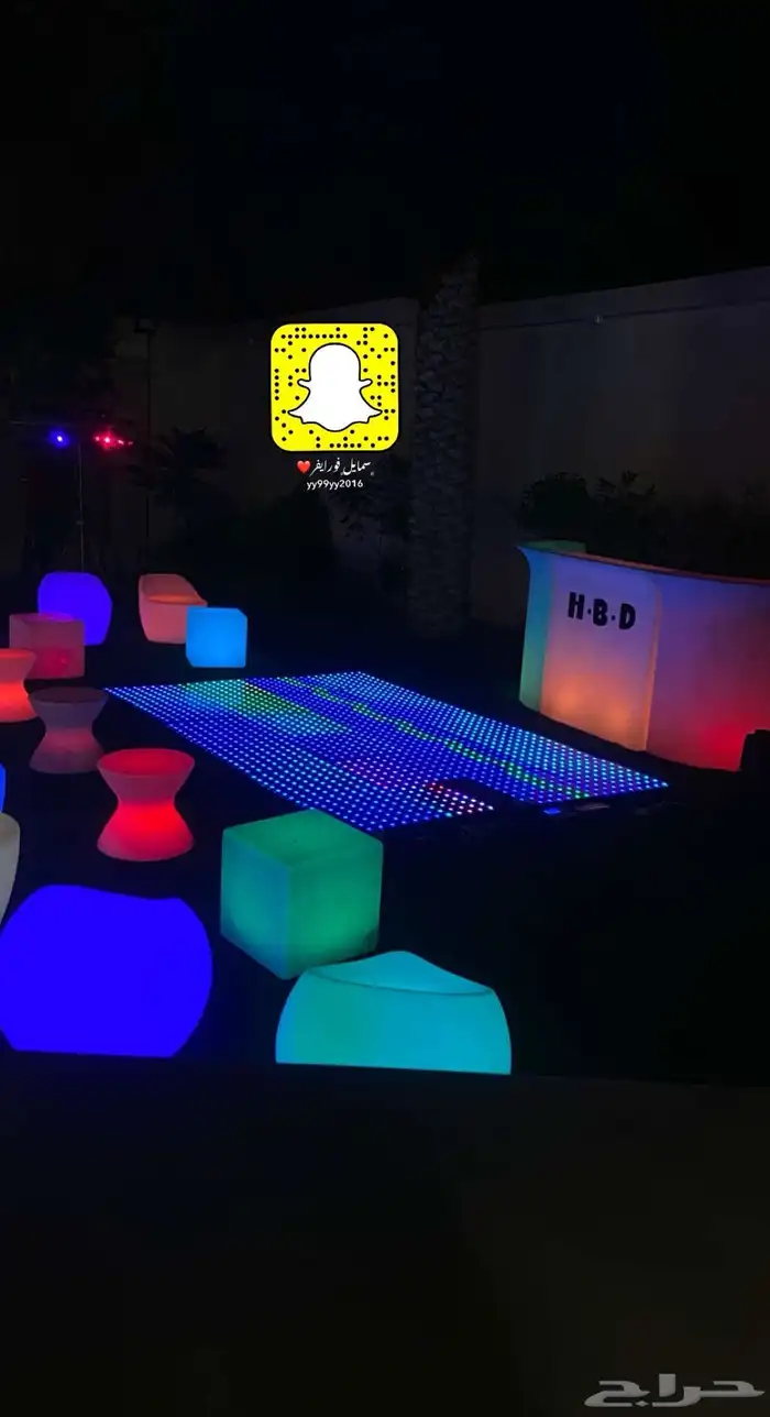 استيج.عادي استيج ثري دي كراسي وطاولات مضيئه 2