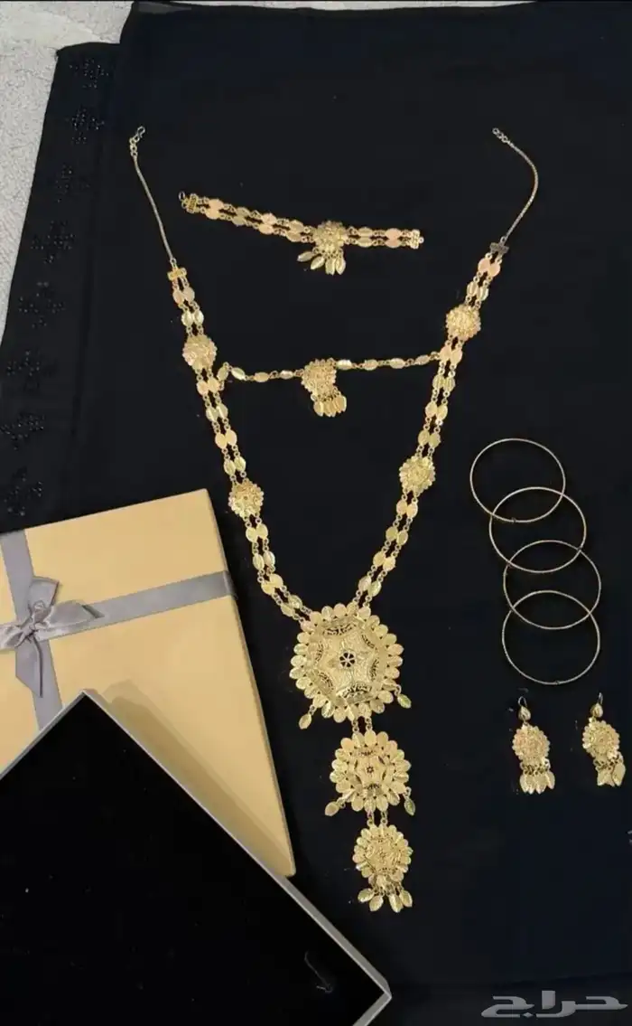 طقم مطلي بالذهب 0