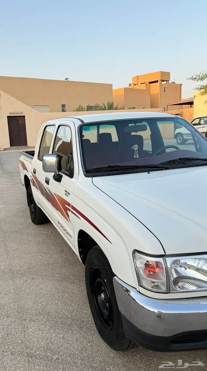 هايلكس غمارتين 2004 بلد 9
