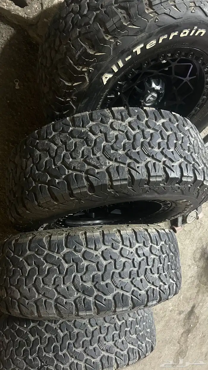 جنوط فيول وكفرات نص حجري مقاس 285 70 17 6