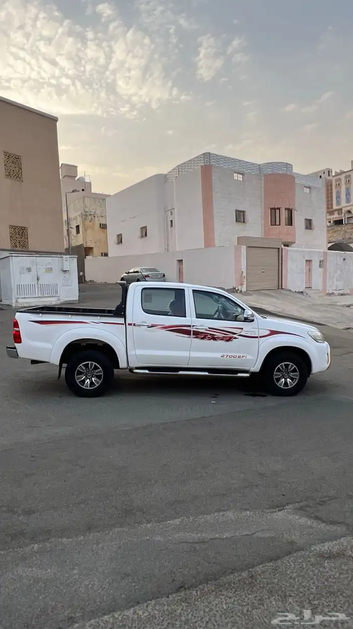 هايلكس 2015 4x4 فل كامل 7