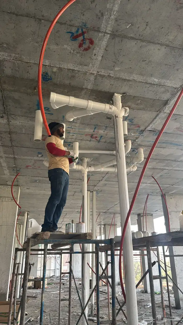 مقاول 10