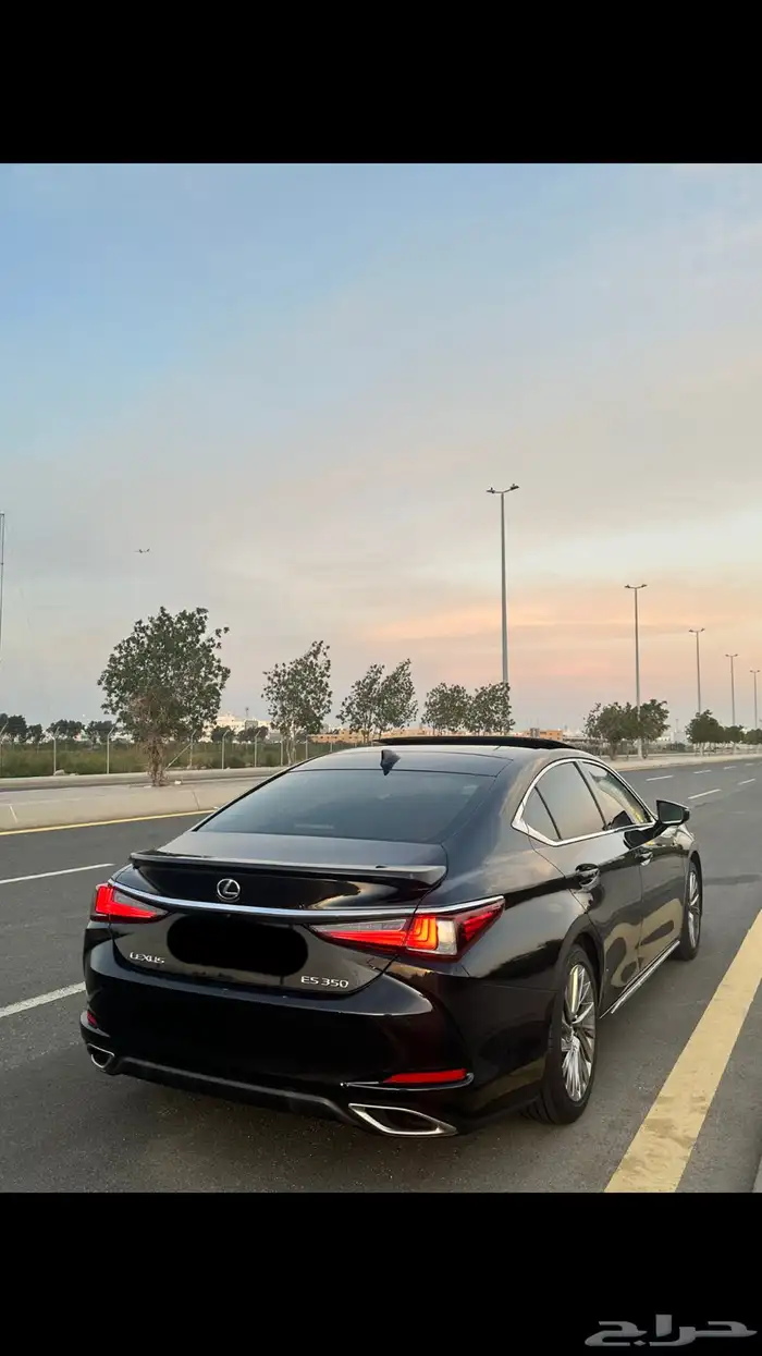 لكزس ES 2023 CC 3