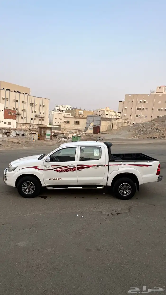 هايلكس 2015 4x4 فل كامل 6
