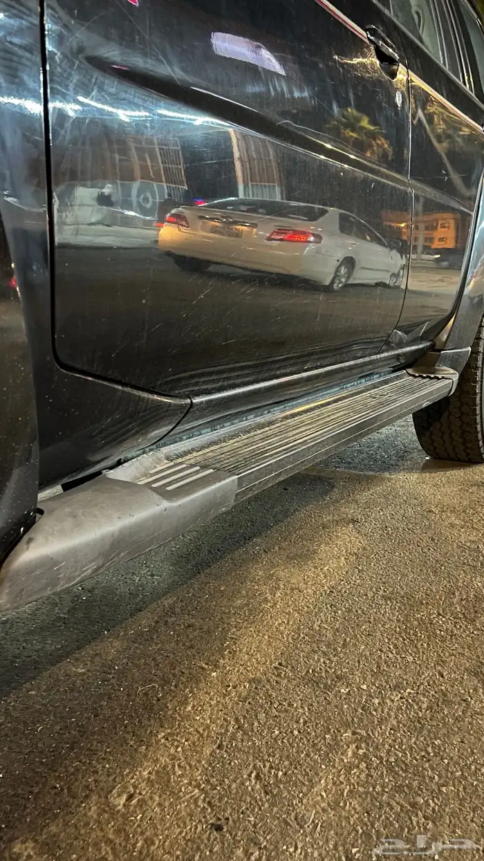 وطايات جانبية او دعاسات نيسان سوبر سفاري 0