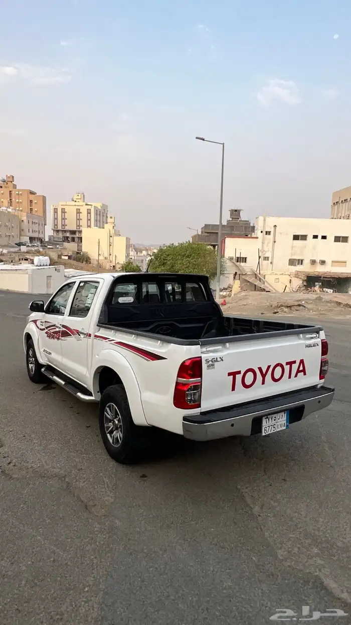هايلكس 2015 4x4 فل كامل 11