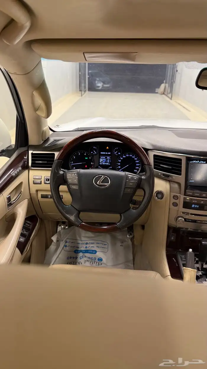 لكزس LX570 فل سعودي 2014 18