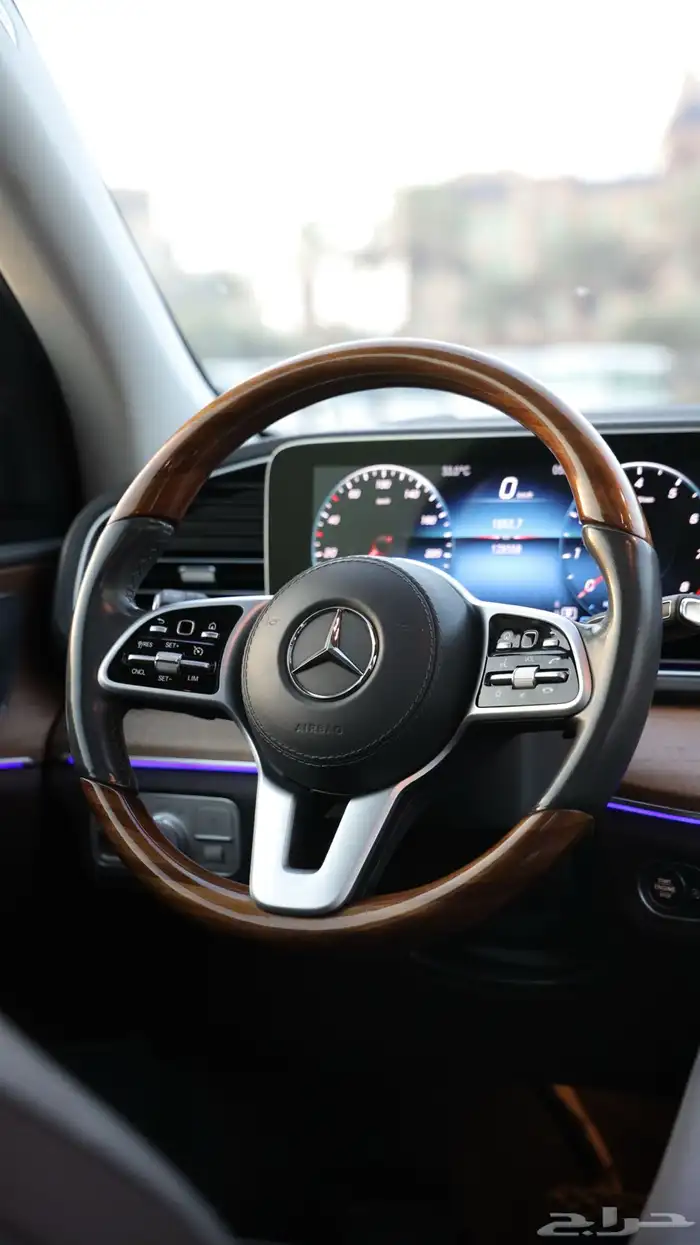 مرسيدس GLE .. ( خصم خاص ) 30