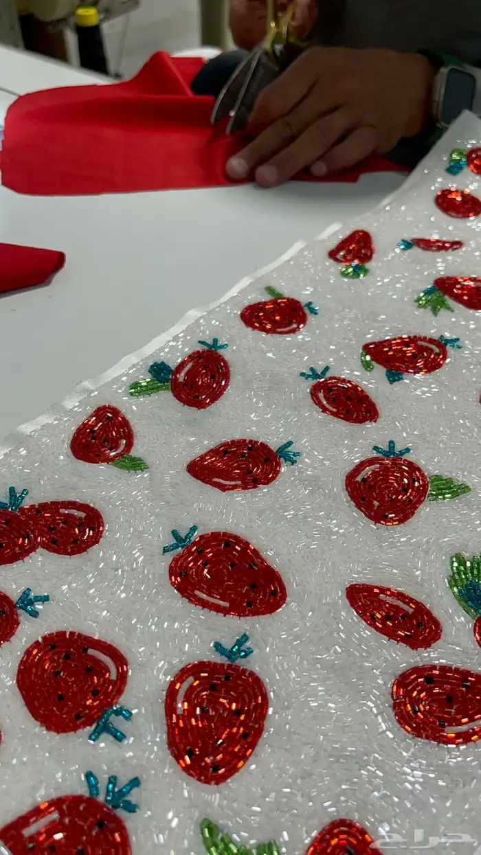خدمة تطريز خرز على الشنط   ذوق وفن وإتقان 0