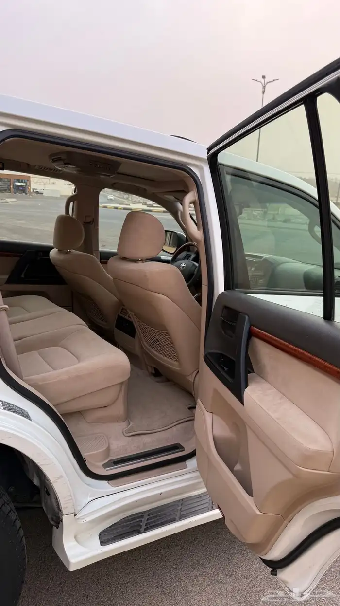 جيب لاند كروزر 2014 V8 GXR 21