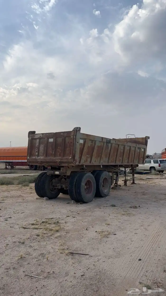 صندوق قلاب للبيع مقاس 18 0