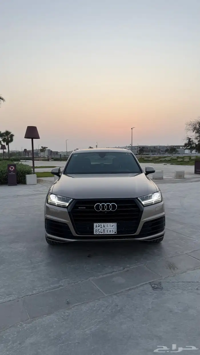 اودي Q7 s line 0