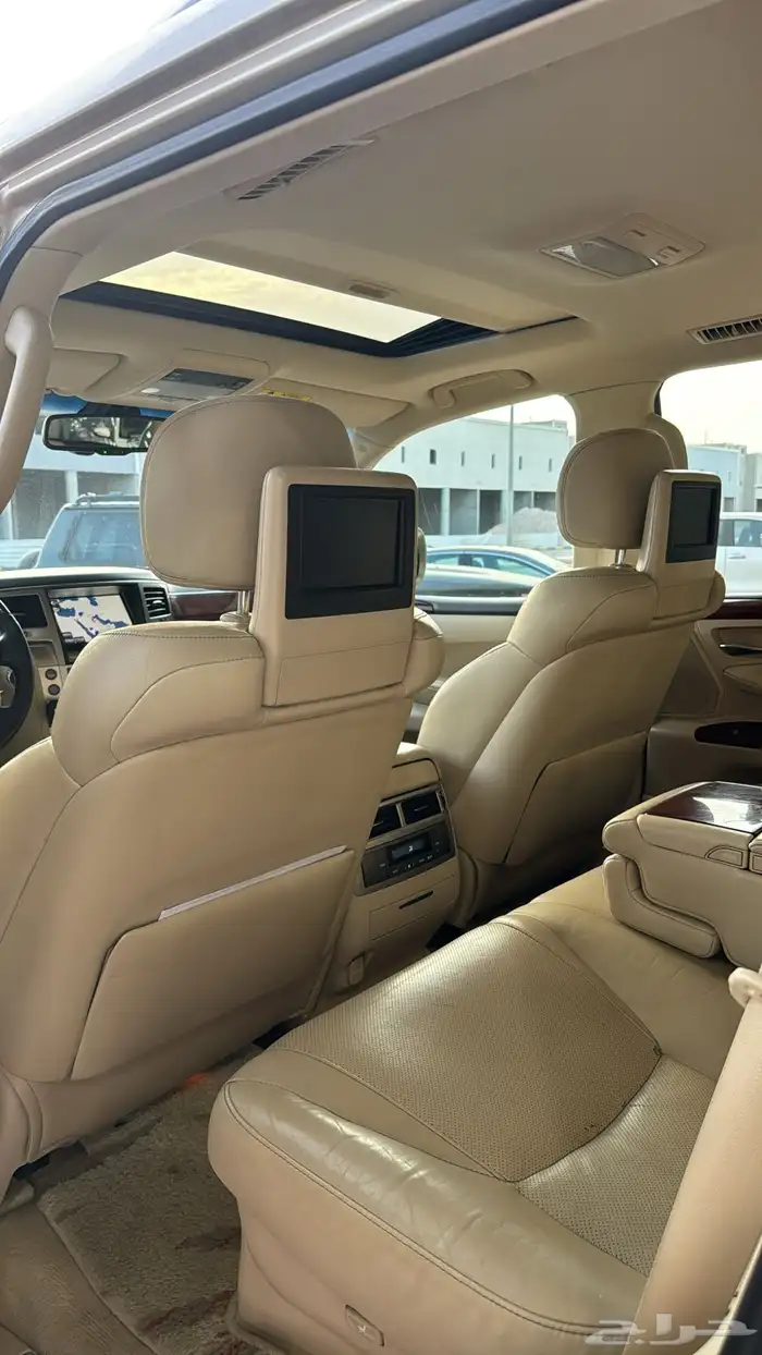 لكزس LX570 سعودي 2014 34