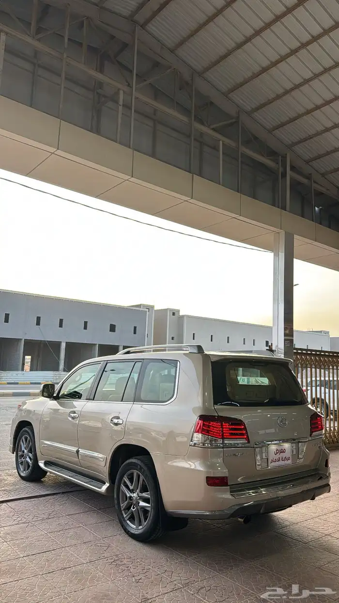 لكزس LX570 سعودي 2014 18