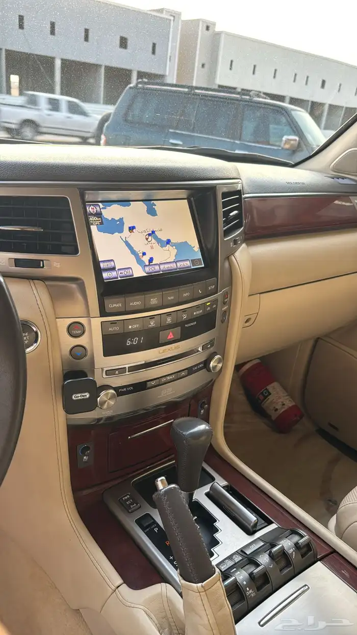 لكزس LX570 سعودي 2014 26