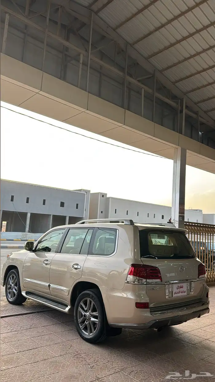لكزس LX570 سعودي 2014 12