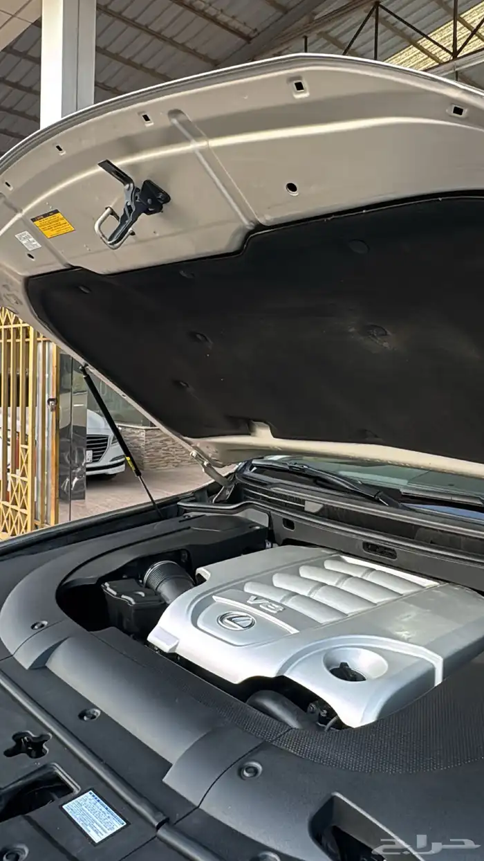 لكزس LX570 سعودي 2014 44